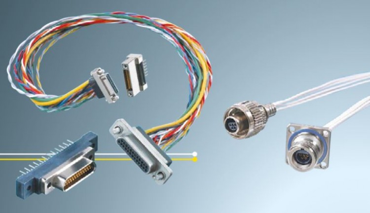 разъем M83513 28-C01NN разъем M83513 28-C01NN разъем для печатных плат, предназначен для соединения внутренних компонентов печатной платы с внешними кабелями (аналог бренда AXON MDA221P75SABG1) MIL Standard